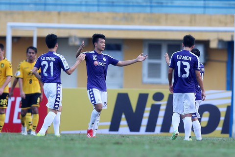 Vào bán kết AFC Cup, Hà Nội FC muốn được đặc cách ở V-League - Ảnh 1. Vào bán kết AFC Cup, Hà Nội FC muốn được đặc cách ở V-League - Ảnh 1.