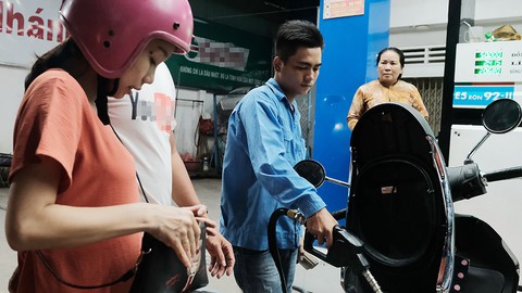Xăng E5, đừng quá chi li - Ảnh 1. Xăng E5, đừng quá chi li - Ảnh 1.