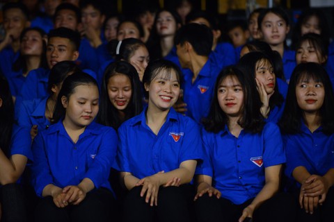 Người trẻ sẽ cùng đi trên con đường hòa bình! - Ảnh 32. Người trẻ sẽ cùng đi trên con đường hòa bình! - Ảnh 32.