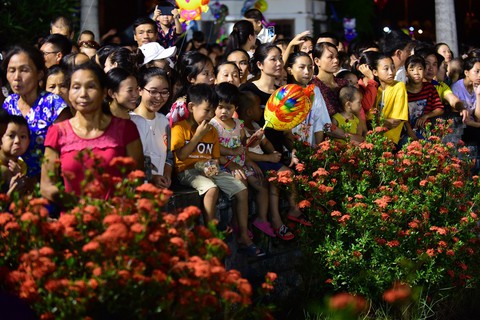 Người trẻ sẽ cùng đi trên con đường hòa bình! - Ảnh 30. Người trẻ sẽ cùng đi trên con đường hòa bình! - Ảnh 30.