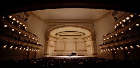 Adam Gyorgy đến TP.HCM tuyển chọn tài năng piano - Ảnh 3. Adam Gyorgy đến TP.HCM tuyển chọn tài năng piano - Ảnh 3.