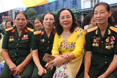 Kiêu hãnh ‘những bông hồng thép’ của đường Trường Sơn - Ảnh 18. Kiêu hãnh ‘những bông hồng thép’ của đường Trường Sơn - Ảnh 18.