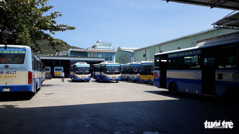 Xe buýt Nha Trang ngưng chuyến vì tài xế đình công - Ảnh 3. Xe buýt Nha Trang ngưng chuyến vì tài xế đình công - Ảnh 3.