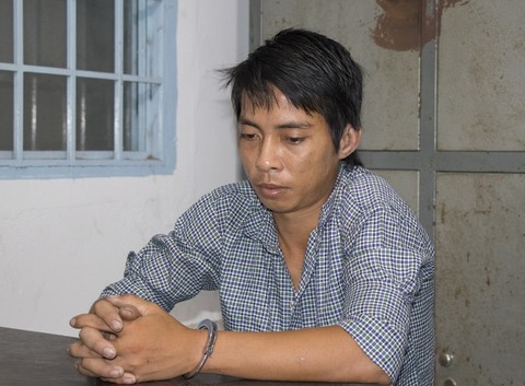 Không cho nghỉ nhậu, anh bị em trai kẹp cổ dìm chết dưới mương - Ảnh 1. Không cho nghỉ nhậu, anh bị em trai kẹp cổ dìm chết dưới mương - Ảnh 1.
