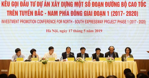 Nhà đầu tư nào đạt chuẩn sẽ làm đường cao tốc Bắc - Nam - Ảnh 1. Nhà đầu tư nào đạt chuẩn sẽ làm đường cao tốc Bắc - Nam - Ảnh 1.