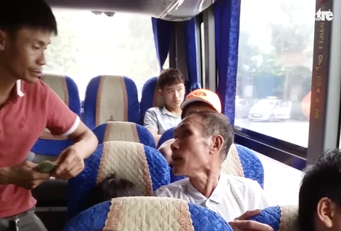 Lãnh đạo 2 bến xe xin lỗi vì khách bị bán, đuổi xuống giữa đường - Ảnh 1. Lãnh đạo 2 bến xe xin lỗi vì khách bị bán, đuổi xuống giữa đường - Ảnh 1.