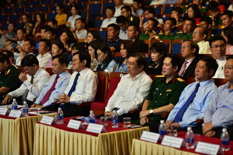 Quỹ Cộng đồng phòng tránh thiên tai được đóng góp hơn 300 tỉ đồng - Ảnh 2. Quỹ Cộng đồng phòng tránh thiên tai được đóng góp hơn 300 tỉ đồng - Ảnh 2.