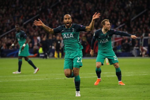 Moura và Fabinho không được dự Copa America 2019 - Ảnh 1. Moura và Fabinho không được dự Copa America 2019 - Ảnh 1.