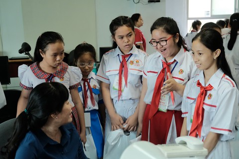 Lớp học trong mơ của học sinh: có máy bán nước tự động, phân loại rác - Ảnh 2. Lớp học trong mơ của học sinh: có máy bán nước tự động, phân loại rác - Ảnh 2.