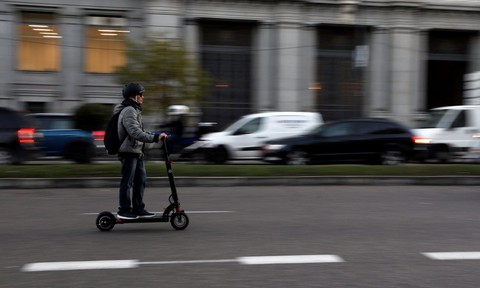 Đức bật đèn xanh cho xe scooter điện - Ảnh 1. Đức bật đèn xanh cho xe scooter điện - Ảnh 1.