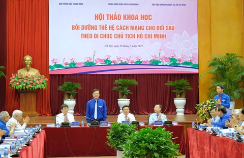50 năm Di chúc Bác Hồ: ‘Làm người, làm việc rồi mới làm cán bộ’ - Ảnh 1. 50 năm Di chúc Bác Hồ: ‘Làm người, làm việc rồi mới làm cán bộ’ - Ảnh 1.