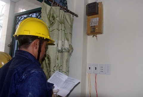 Điều chỉnh giá điện theo hướng giảm chênh lệch giữa các bậc - Ảnh 1. Điều chỉnh giá điện theo hướng giảm chênh lệch giữa các bậc - Ảnh 1.
