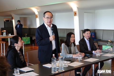 Bí thư Nguyễn Thiện Nhân bắt đầu thăm và làm việc tại Hà Lan, Đức - Ảnh 1. Bí thư Nguyễn Thiện Nhân bắt đầu thăm và làm việc tại Hà Lan, Đức - Ảnh 1.