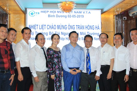 2 bo truong tran hong ha dong vien hiep hoi nha ve sinh vn thuc hien cuoc cach mang nha ve sinh sach 2 bo truong tran hong ha dong vien hiep hoi nha ve sinh vn thuc hien cuoc cach mang nha ve sinh sach