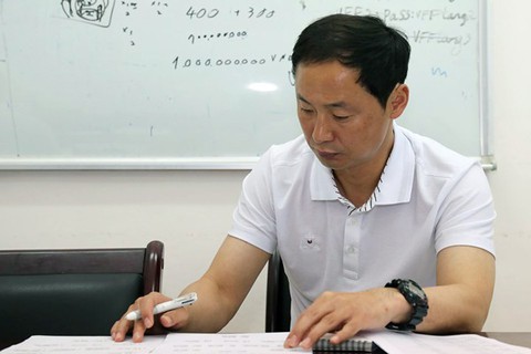 Trợ lý Kim Han Yoon bắt đầu công việc với tuyển U22 VN - Ảnh 1. Trợ lý Kim Han Yoon bắt đầu công việc với tuyển U22 VN - Ảnh 1.