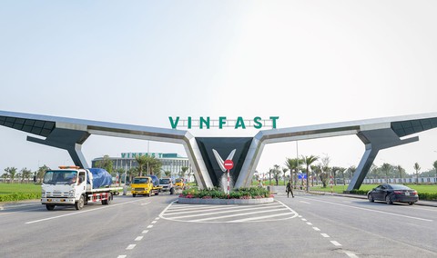 Vingroup nhảy vào lĩnh vực xe buýt - Ảnh 1. Vingroup nhảy vào lĩnh vực xe buýt - Ảnh 1.