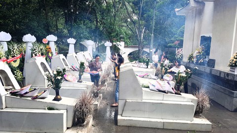 60 năm đường Trường Sơn - Kỳ 3: Tuổi 20 ngã xuống - Ảnh 4. 60 năm đường Trường Sơn - Kỳ 3: Tuổi 20 ngã xuống - Ảnh 4.