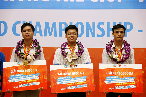Ba gương mặt trẻ dự giải Vô địch tin học văn phòng thế giới - Ảnh 1. Ba gương mặt trẻ dự giải Vô địch tin học văn phòng thế giới - Ảnh 1.