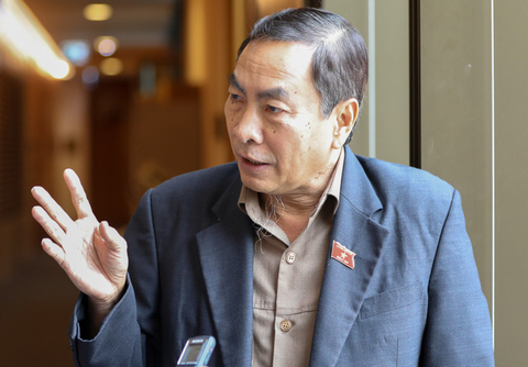 Nhiều bộ sách giáo khoa để sáng tạo trong dạy và học - Ảnh 2. Nhiều bộ sách giáo khoa để sáng tạo trong dạy và học - Ảnh 2.