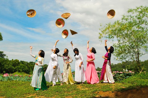 Người đi tìm nụ cười nơi cận kề cõi chết - Ảnh 6. Người đi tìm nụ cười nơi cận kề cõi chết - Ảnh 6.