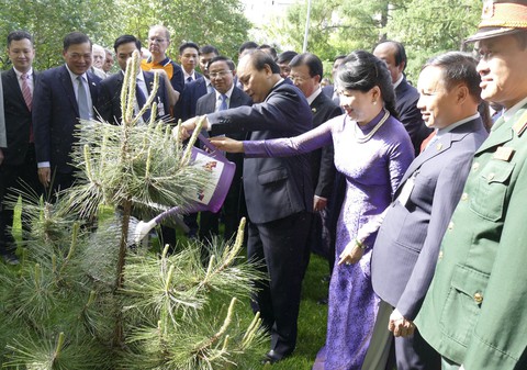 Phấn đấu kim ngạch Việt - Nga 10 tỉ USD vào năm 2020 - Ảnh 5. Phấn đấu kim ngạch Việt - Nga 10 tỉ USD vào năm 2020 - Ảnh 5.