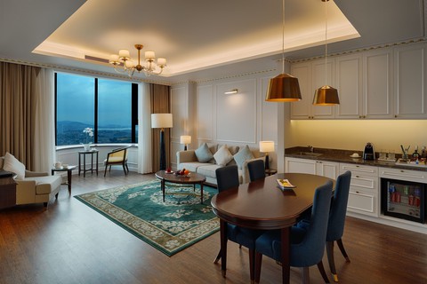 Trải nghiệm du lịch hạng sang với chi phí gây sửng sốt - Ảnh 1. Trải nghiệm du lịch hạng sang với chi phí gây sửng sốt - Ảnh 1.