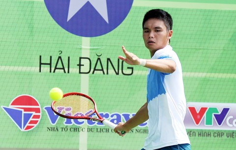 Linh Giang đăng quang, khán giả vỗ tay khen ngợi ông bầu Trường Giang - Ảnh 1. Linh Giang đăng quang, khán giả vỗ tay khen ngợi ông bầu Trường Giang - Ảnh 1.