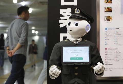 Nhật đưa robot hướng dẫn khách ở ga Tokyo - Ảnh 3. Nhật đưa robot hướng dẫn khách ở ga Tokyo - Ảnh 3.