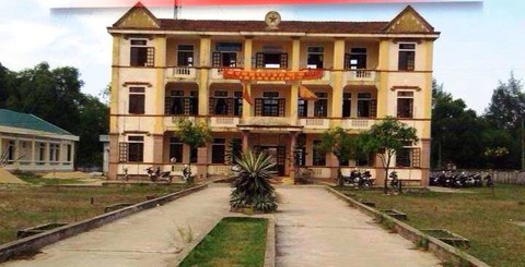 Một xã có 4 cán bộ xài bằng giả để đi học - Ảnh 1. Một xã có 4 cán bộ xài bằng giả để đi học - Ảnh 1.