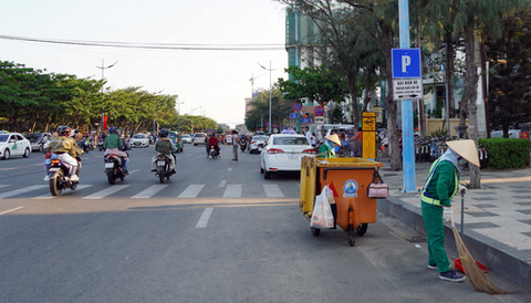 Xin đừng tăng tuổi hưu với công nhân - Ảnh 2. Xin đừng tăng tuổi hưu với công nhân - Ảnh 2.
