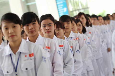 Hơn 200 lao động Việt Nam thi đỗ lấy tư cách lưu trú tại Nhật Bản - Ảnh 1. Hơn 200 lao động Việt Nam thi đỗ lấy tư cách lưu trú tại Nhật Bản - Ảnh 1.