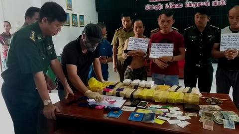 Phá đường dây vận chuyển 100.000 viên ma túy - Ảnh 1. Phá đường dây vận chuyển 100.000 viên ma túy - Ảnh 1.