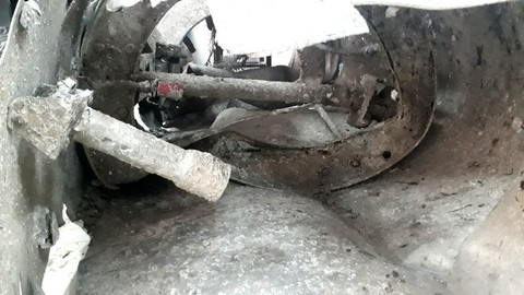 Đi đánh cá, ngư dân Quảng Ninh bắt được vật thể lạ - Ảnh 3. Đi đánh cá, ngư dân Quảng Ninh bắt được vật thể lạ - Ảnh 3.
