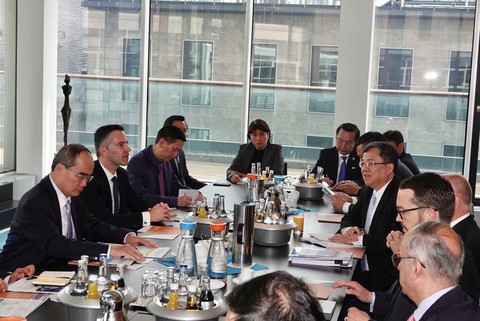 Frankfurt sẵn sàng hỗ trợ TP.HCM xây dựng trung tâm tài chính - Ảnh 1. Frankfurt sẵn sàng hỗ trợ TP.HCM xây dựng trung tâm tài chính - Ảnh 1.