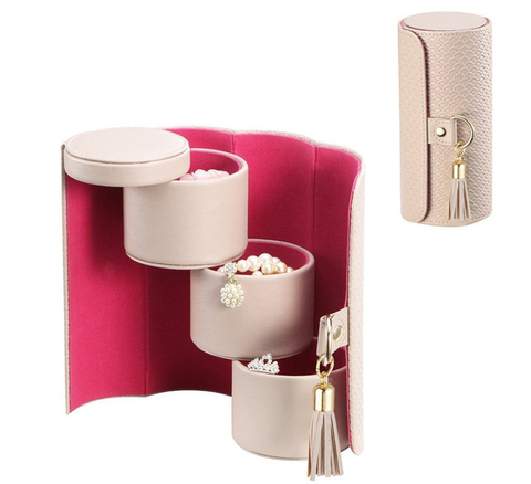 Những vật dụng gọn nhẹ cực hữu ích cho khách du lịch - Ảnh 4. Những vật dụng gọn nhẹ cực hữu ích cho khách du lịch - Ảnh 4.