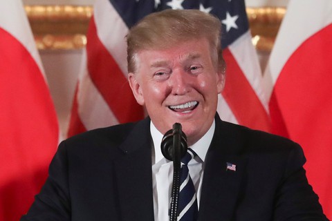 Ông Trump đến Nhật bàn về thương mại, Triều Tiên - Ảnh 5. Ông Trump đến Nhật bàn về thương mại, Triều Tiên - Ảnh 5.