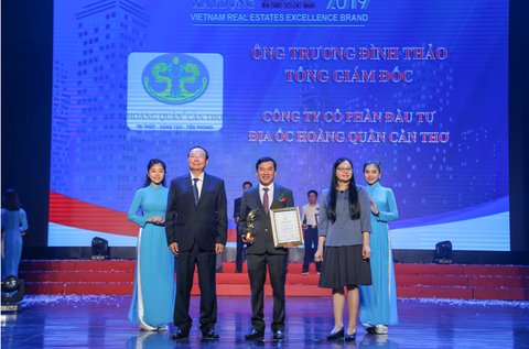 Hoàng Quân Cần Thơ liên tiếp nhận giải thưởng về thương hiệu Việt - Ảnh 3. Hoàng Quân Cần Thơ liên tiếp nhận giải thưởng về thương hiệu Việt - Ảnh 3.