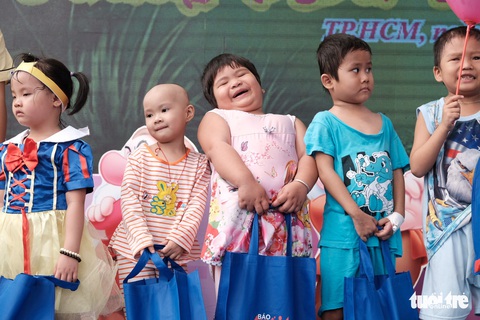 Bệnh nhi ung thư sôi nổi cùng ngày hội Những điều thần tiên - Ảnh 2. Bệnh nhi ung thư sôi nổi cùng ngày hội Những điều thần tiên - Ảnh 2.