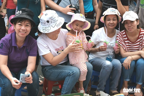 Bệnh nhi ung thư sôi nổi cùng ngày hội Những điều thần tiên - Ảnh 3. Bệnh nhi ung thư sôi nổi cùng ngày hội Những điều thần tiên - Ảnh 3.