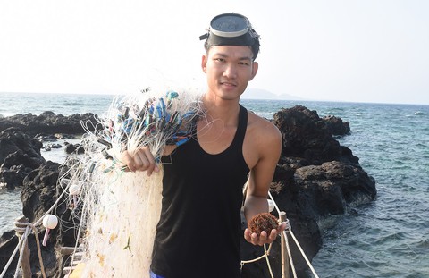 Những người trẻ ở đảo Lý Sơn - Kỳ 3: Hai chàng trai homestay ở đảo Bé - Ảnh 1. Những người trẻ ở đảo Lý Sơn - Kỳ 3: Hai chàng trai homestay ở đảo Bé - Ảnh 1.
