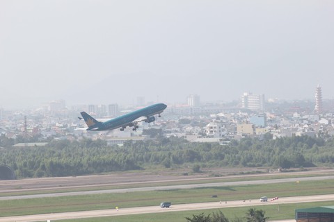 Đà Nẵng đề xuất làm hầm qua sân bay để chống ùn tắc - Ảnh 2. Đà Nẵng đề xuất làm hầm qua sân bay để chống ùn tắc - Ảnh 2.
