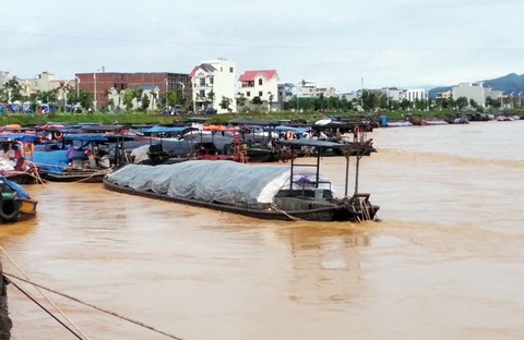 Tìm thấy thi thể nạn nhân mất tích trên sông Ka Long - Ảnh 1. Tìm thấy thi thể nạn nhân mất tích trên sông Ka Long - Ảnh 1.