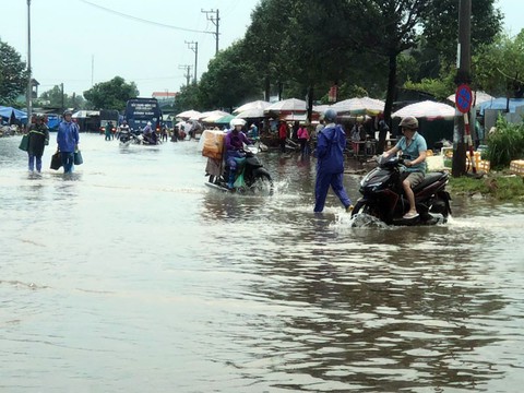 Trung Quốc bất ngờ xả lũ gây lũ trên sông Ka Long, một người mất tích - Ảnh 3. Trung Quốc bất ngờ xả lũ gây lũ trên sông Ka Long, một người mất tích - Ảnh 3.