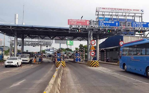 Trạm T2 tạm dừng thu phí, phà Vàm Cống vẫn hoạt động cầm chừng - Ảnh 1. Trạm T2 tạm dừng thu phí, phà Vàm Cống vẫn hoạt động cầm chừng - Ảnh 1.