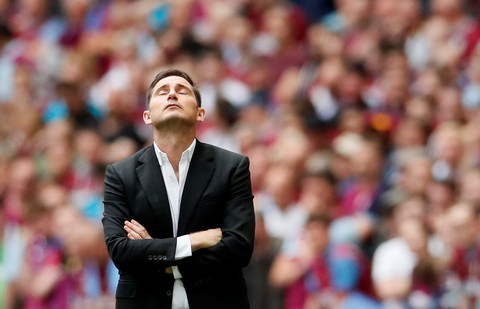 Aston Villa giành suất cuối cùng dự Premier League - Ảnh 2. Aston Villa giành suất cuối cùng dự Premier League - Ảnh 2.