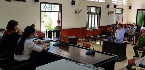 Qua Campuchia mua súng, đạn về chuẩn bị khủng bố, phạt 6 năm tù - Ảnh 3. Qua Campuchia mua súng, đạn về chuẩn bị khủng bố, phạt 6 năm tù - Ảnh 3.