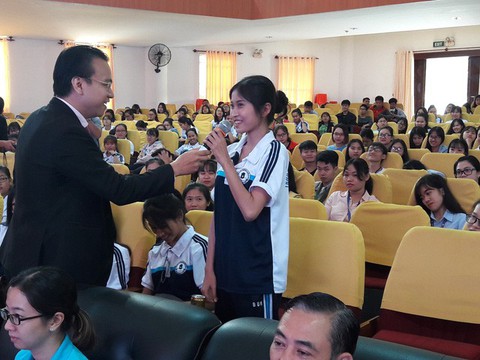Mở rộng quyền tự chủ cho 3 trường đại học - Ảnh 1. Mở rộng quyền tự chủ cho 3 trường đại học - Ảnh 1.