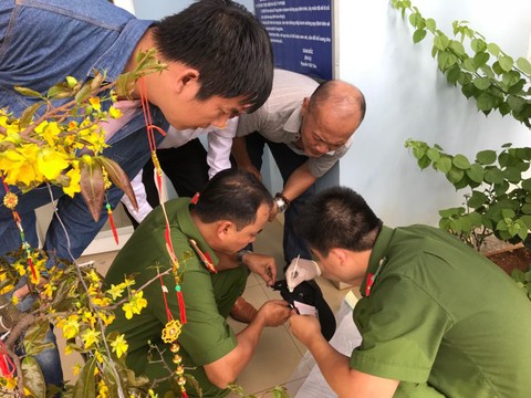 Mua súng để đi cướp ở trạm thu phí Dầu Giây - Ảnh 2. Mua súng để đi cướp ở trạm thu phí Dầu Giây - Ảnh 2.