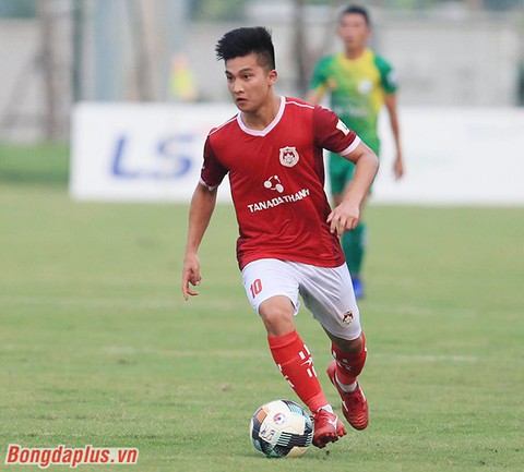 Cầu thủ Việt kiều Martin Lo lần đầu được ông Park gọi lên tuyển U23 - Ảnh 2. Cầu thủ Việt kiều Martin Lo lần đầu được ông Park gọi lên tuyển U23 - Ảnh 2.