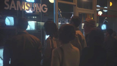 Samsung cùng CNN kỉ niệm 50 năm phi thuyền Apollo 11 bay vào mặt trăng - Ảnh 1. Samsung cùng CNN kỉ niệm 50 năm phi thuyền Apollo 11 bay vào mặt trăng - Ảnh 1.
